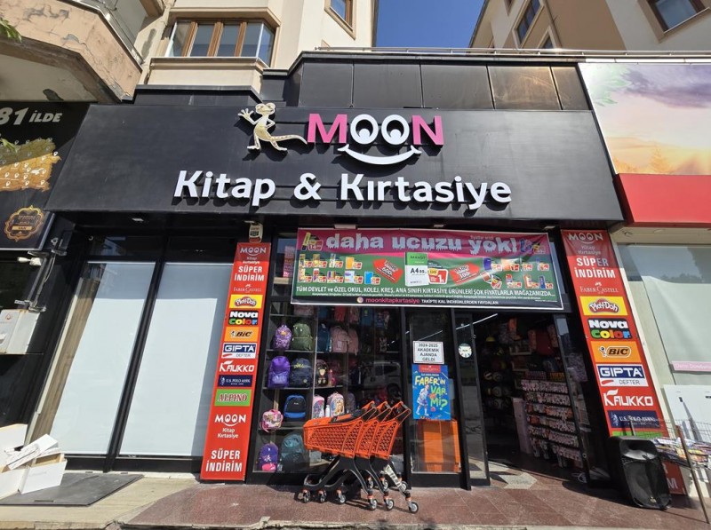 VAN MARAŞ CADDESİNDE SATILIK KURUMSAL KİRACILI İŞ YERİ
