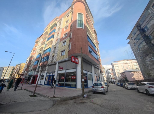 VAN GÖLBAŞI CADDESİ ÜZERİNDE KÖŞE BAŞI SATILIK İŞYERİ